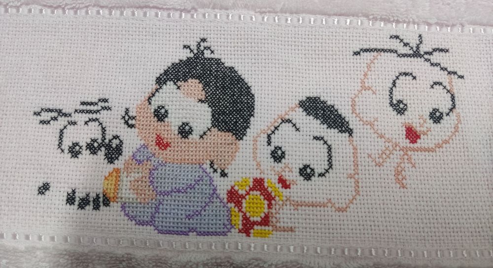 WIP] Couldn't find anywhere open selling fishing line so I just did the  gridding with sewing thread. Hope I can take it off lmao : r/CrossStitch