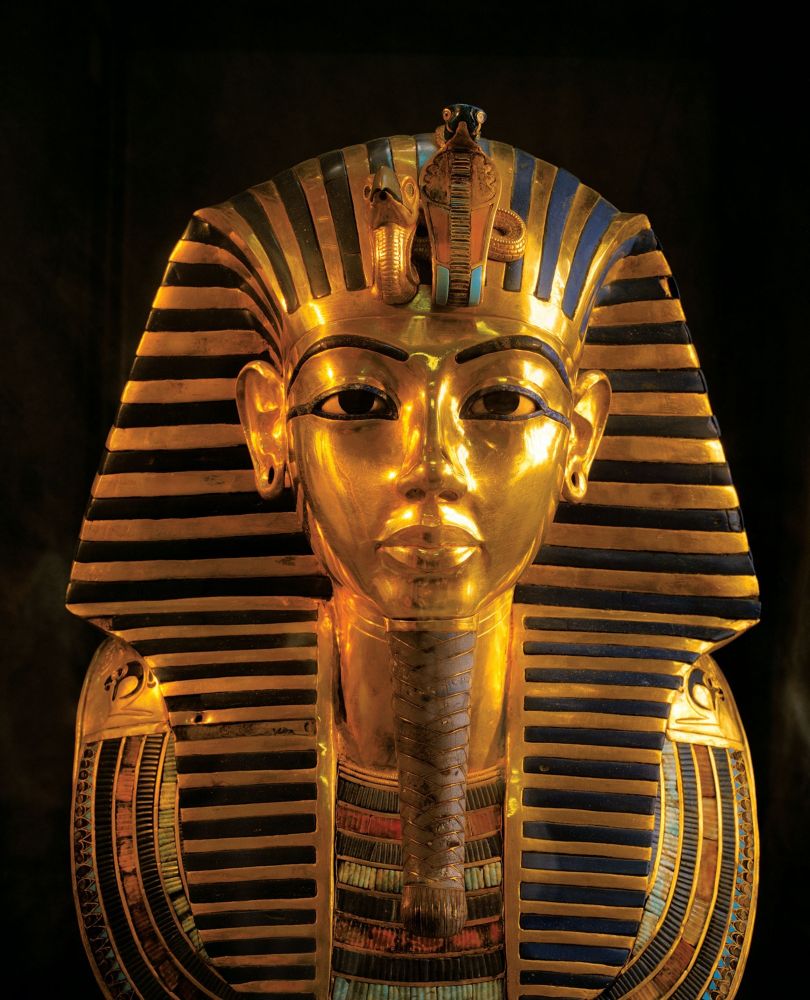 Tutankhamen doesn't believe her