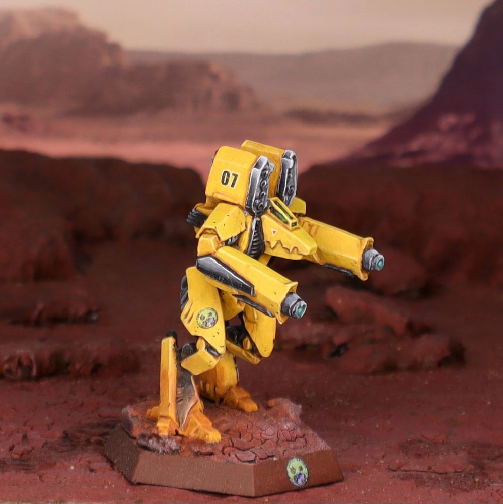 A miniature Anubis BattleMech painted in the colors of the 1st Canopian Cuirassiers. 