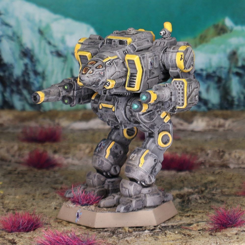 A miniature Iron Cheetah OmniMech painted in the colors of Clan Smoke Jaguar's Delta Galaxy