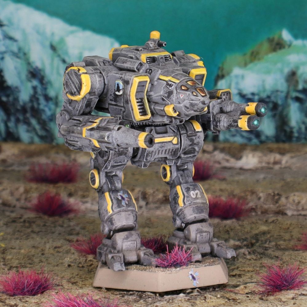 A miniature Iron Cheetah OmniMech painted in the colors of Clan Smoke Jaguar's Delta Galaxy