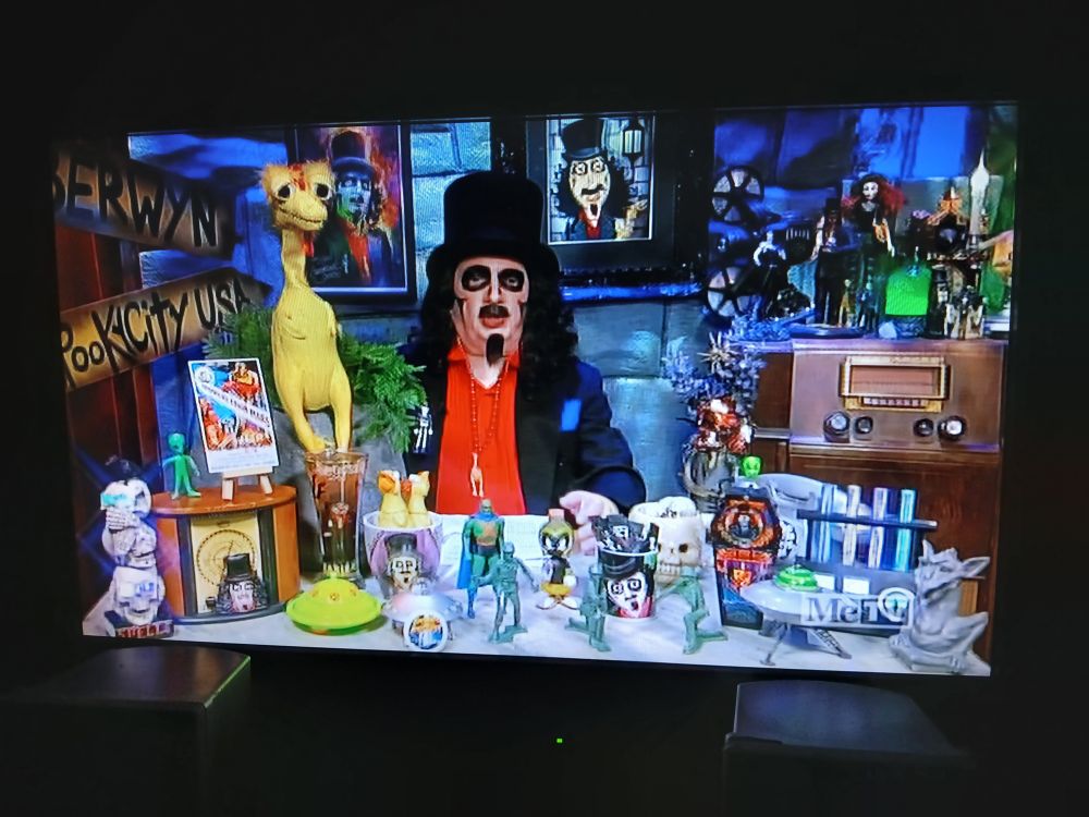 "Svengoolie," portrayed by Rich Koz; with Kerwyn!