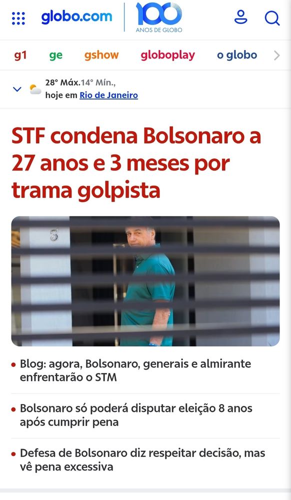 Dois prints da Globo.com. O primeiro é de 2023: Bolsonaro inelegível: TSE condena ex-presidente até 2030. O outro é de hoje: STF condena Bolsonaro a 27 anos e 3 meses por trama golpista.