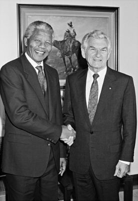 Deputy President of the African National Congress Nelson Mandela and Prime Minister Bob Hawke, October 1990. Mandela was only recently freed from prison.