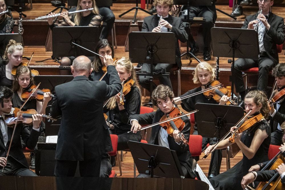 Subsidies voor klassiek muzikaal talent dreigen te  verdwijnen. ‘Het is alsof je Jong Oranje wegbezuinigt’