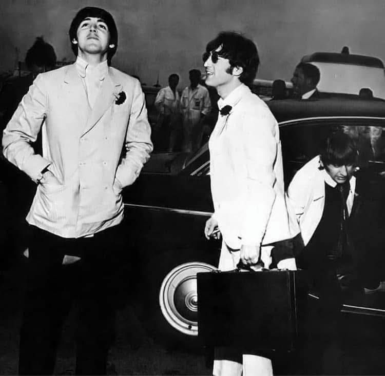 The #Beatles back home from their final U.S.A. tour, August 30, 1966. 