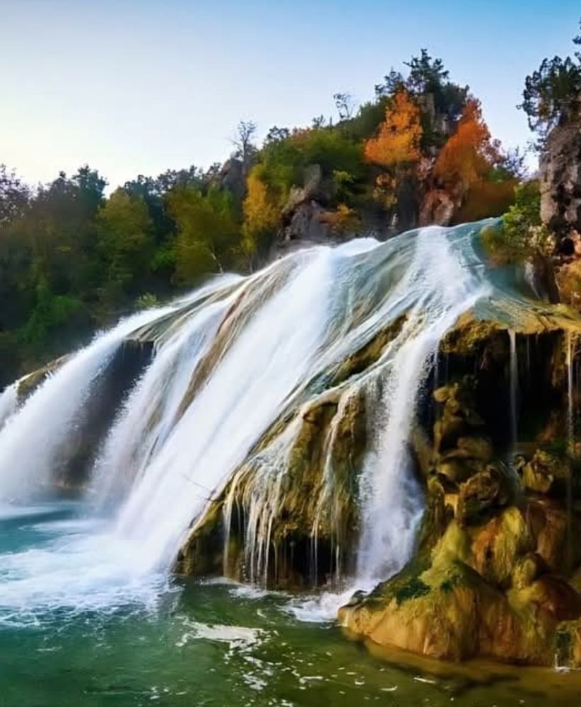 A waterfall in Oaklahoma with a 77 foot drop.