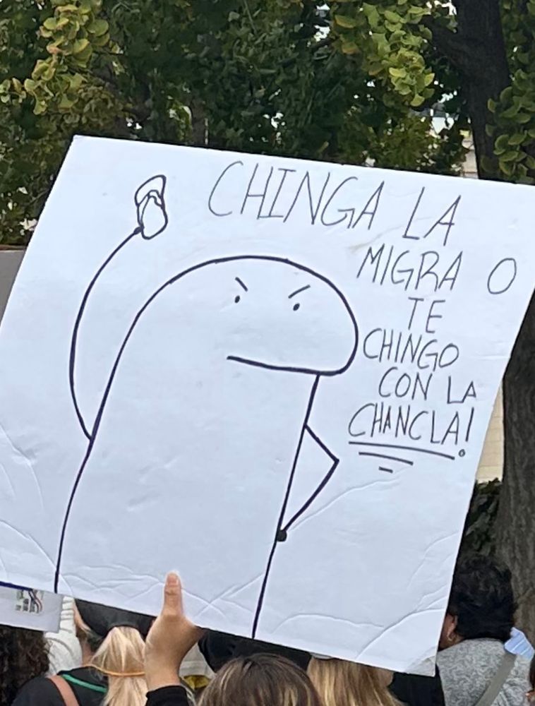 Protest sign reading “Chinga La Migra o te chingo con La chancla!”

fuck ICE or I’ll fuck you up with my flip flops!