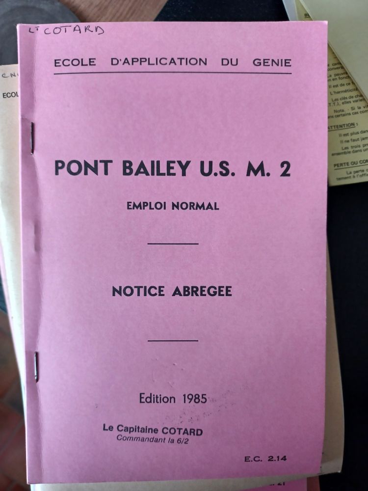Couverture du document aide-memoire pour construire un pont Bailey.