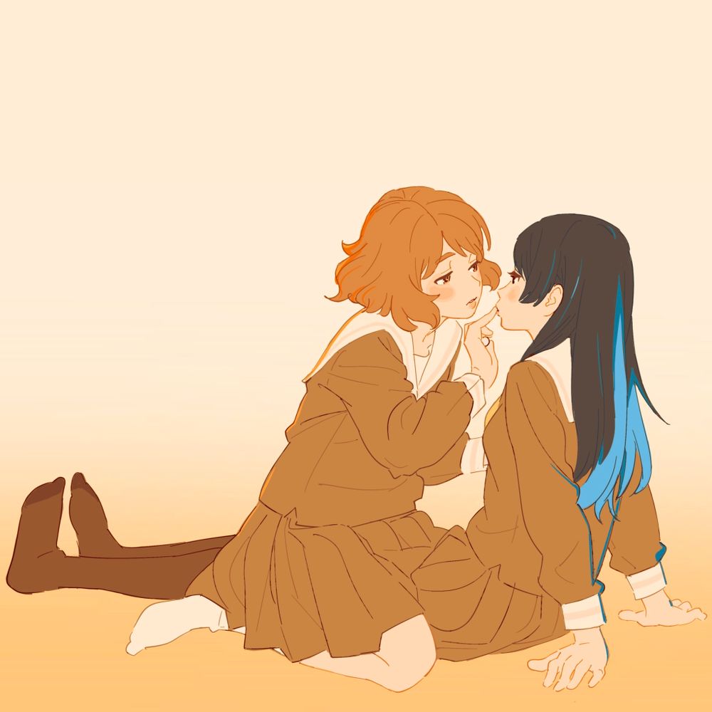 girls kissing :3