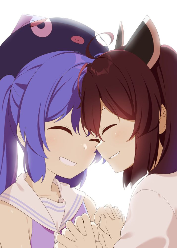 girls kissing :3