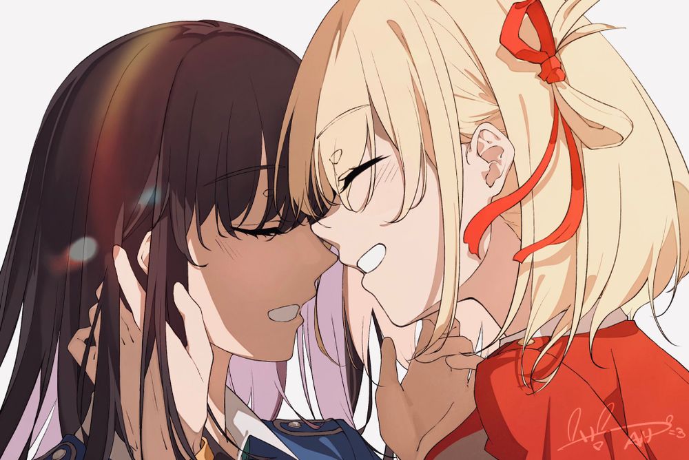 girls kissing :3