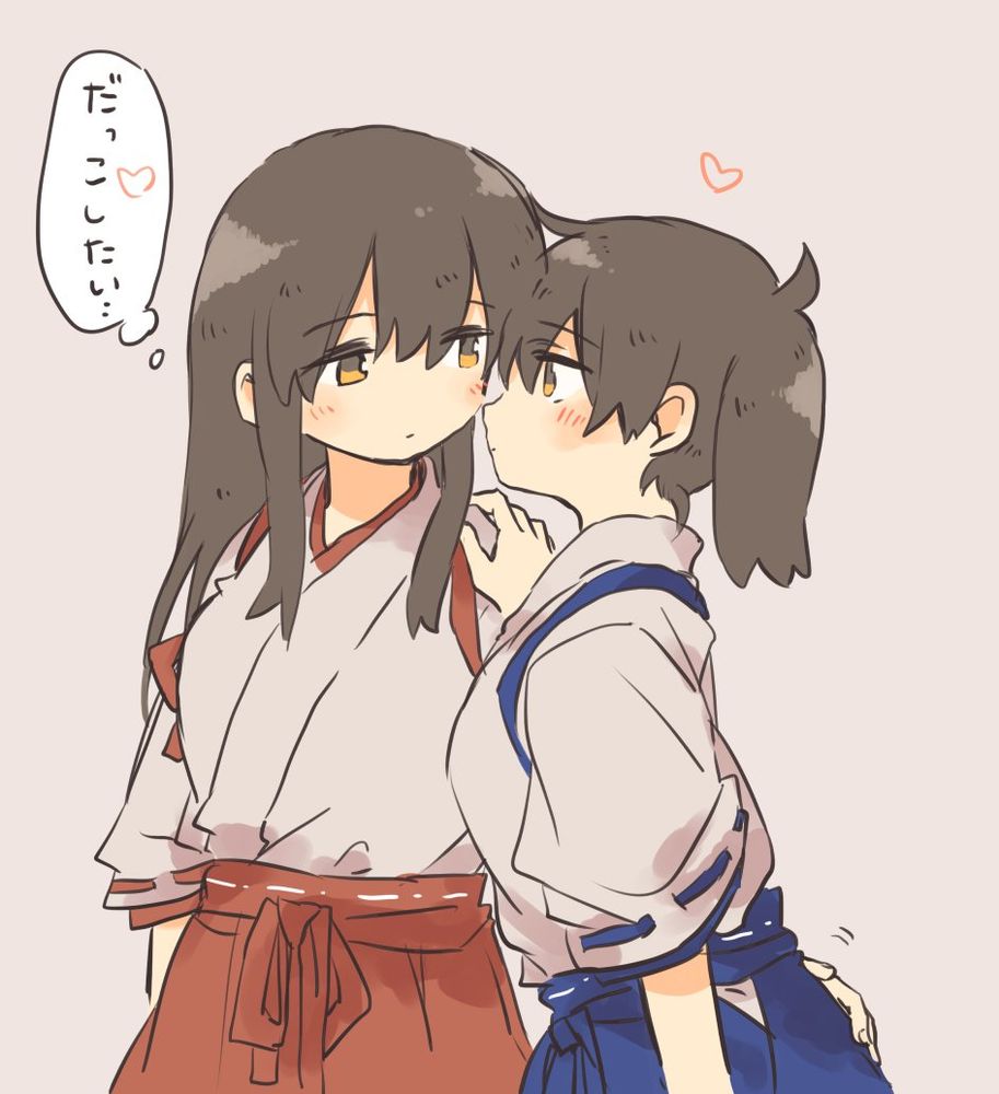 girls kissing :3