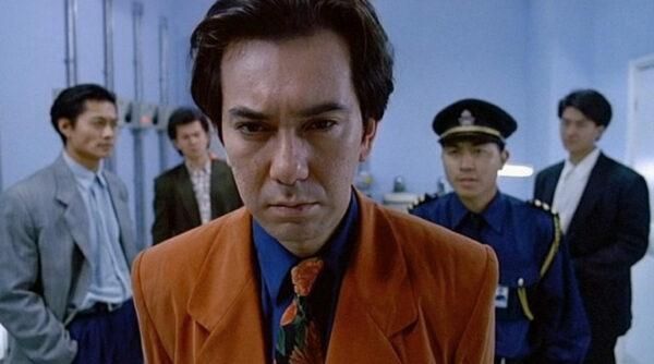Anthony Wong incarnant le méchant Johnny Wong dans le film Hard Boiled, mais il a vraiment un faux air de François Descraques.