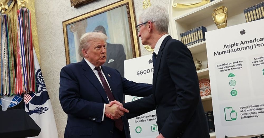 The White House just got another useless gold ornament.