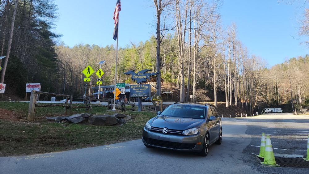 mk6 VW sportwagen in front of Tail of the Dragon Sign