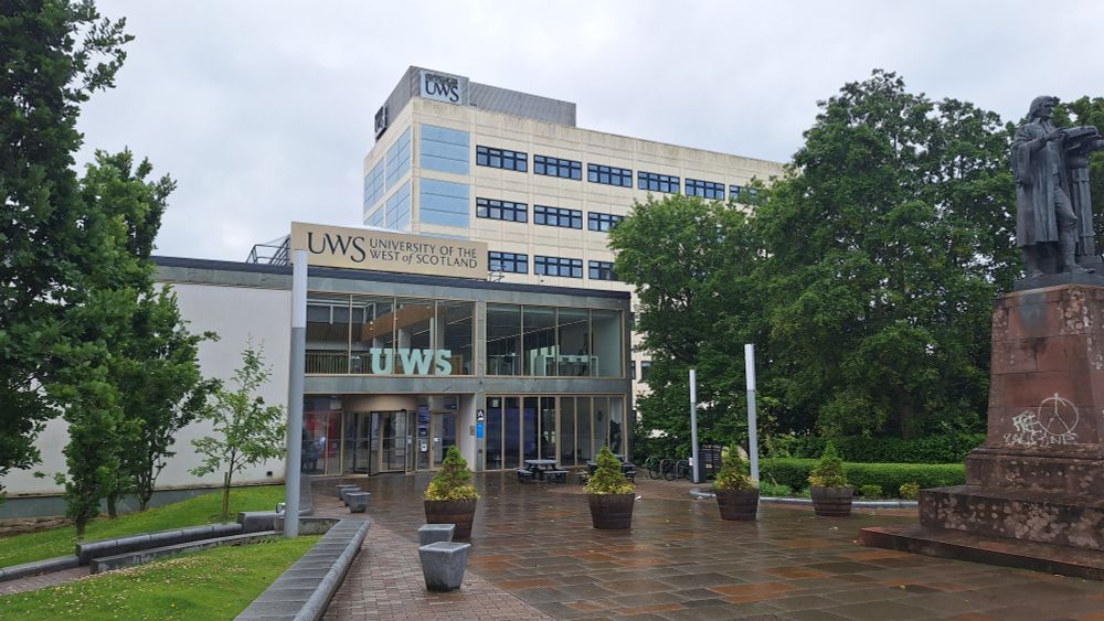A photograph of the main entrance to the Paisley UWS Campus