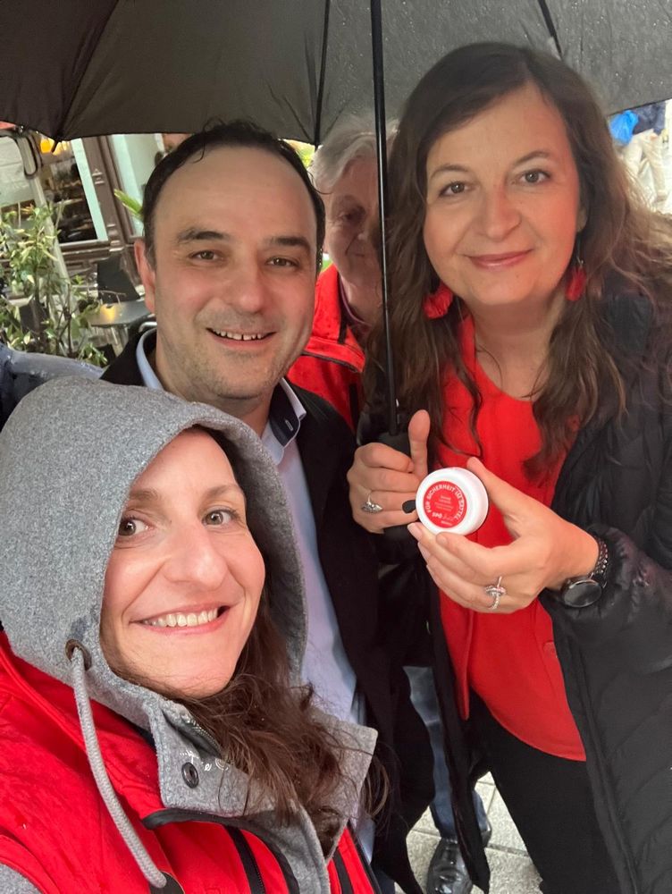 Fotos von den heutigen Dialogaktionen der SPÖ Neubau. Mit Stadträtin Ulli Sima, Gemeinderätin Nina Abrahamczik und Bezirksvorsteher Stellvertreter Senad Lacevic