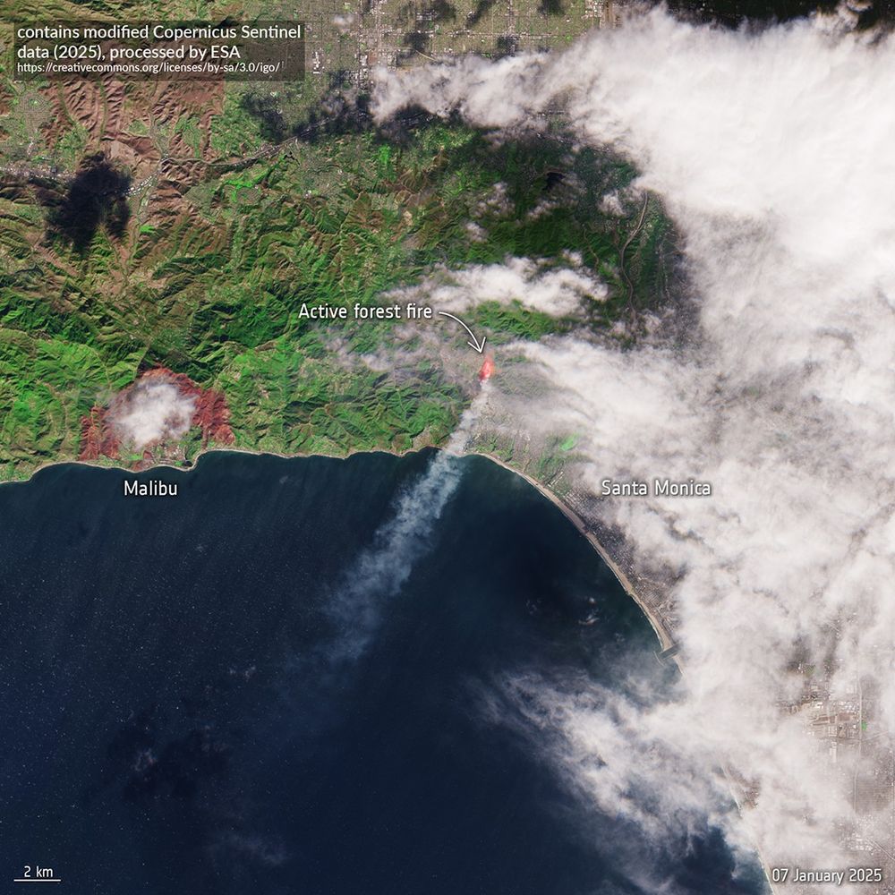 Satellite image showing location of active forest fire in California on 7 Jan 2025, with text saying contains modified Copernicus Sentinel data (2025), processed by ESA