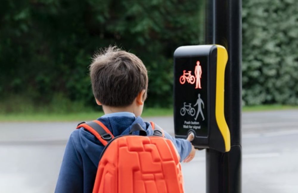 UK must act to protect children from risks of air pollution, say paediatricians