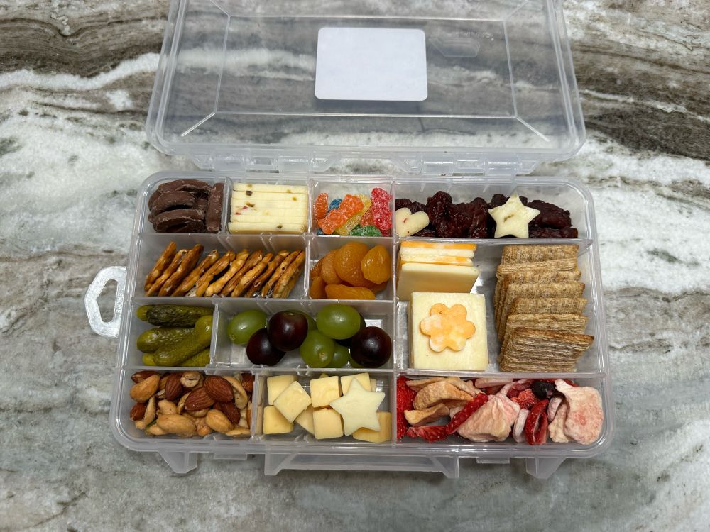 David M. Perry: My wife made a “snacklebox” for work as proof of concept  and brought it home after work and I am living the good life. — Bluesky