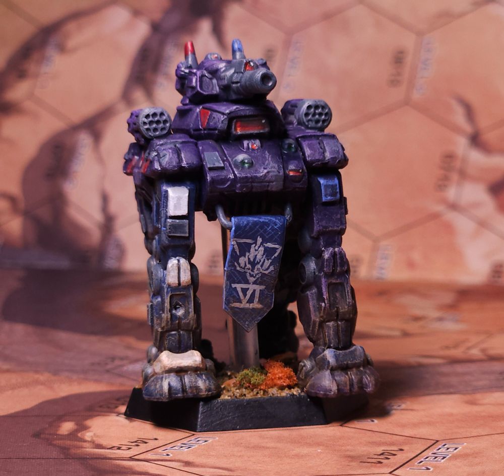 An alternate view of the Goliath from the first picture with better views of the banner
