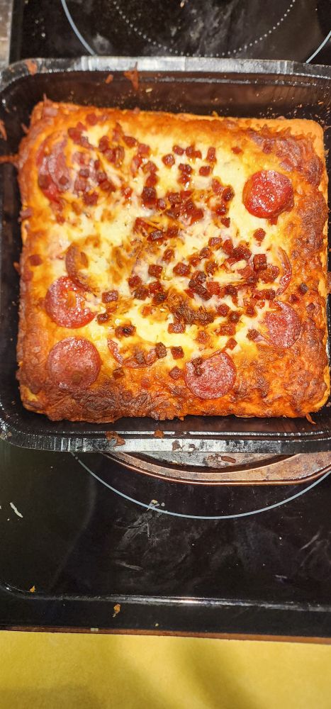 Square pizza for Pi Day πr²