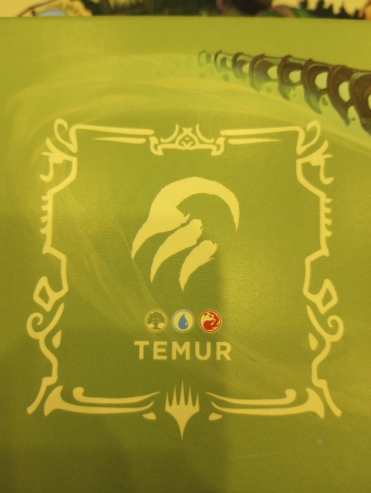 Temur prerelease kit for Magic the Gathering 
