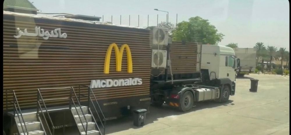 The tactical transportable McDonald’s Saudi Arabia built in preparation for Trump’s visit so he doesn’t have to go more than a couple days without burger