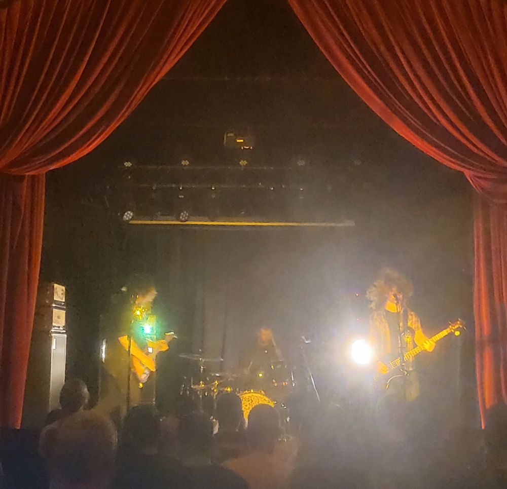 2025 star theatre young widows