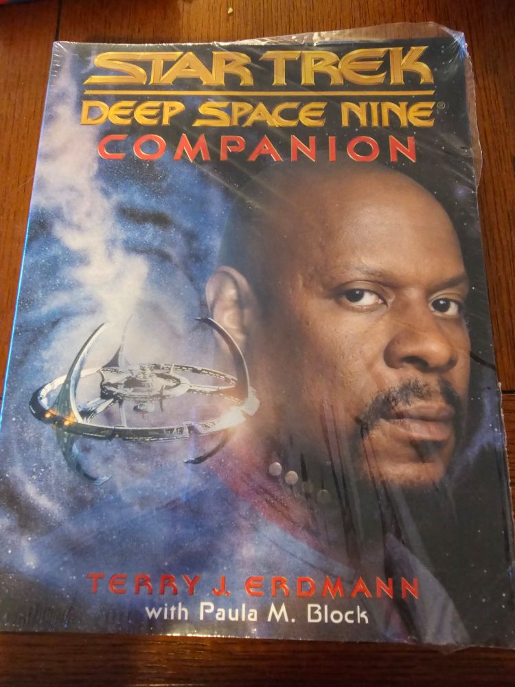 Deep Space Nine companion book