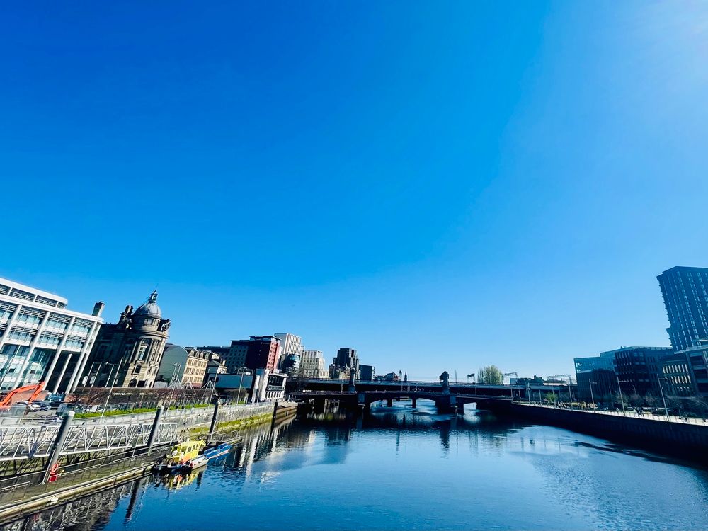 View of the river Clyde from the squinty bridge