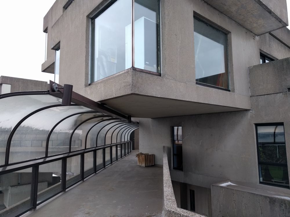 Habitat 67 elevated outdoor hallway