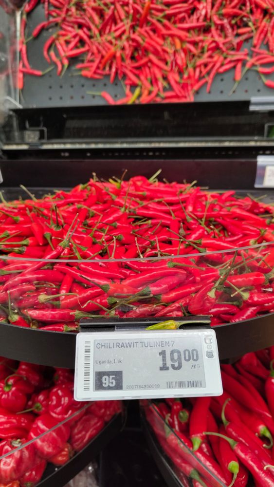 A picture of a chili variety called chilli rawit in a supermarket chain, Prisma in Finland