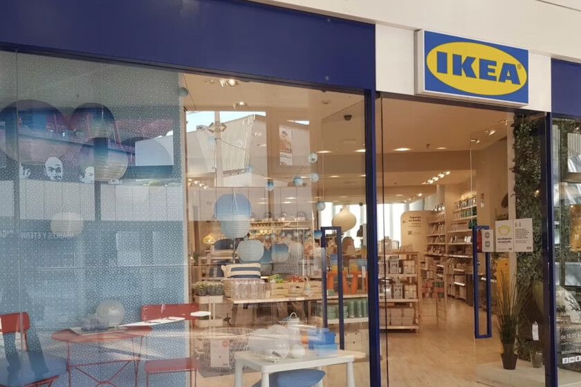 Ikea tiene el sofá ideal para pisos pequeños: cuesta menos de 200 euros y sirve para hasta tres personas 
