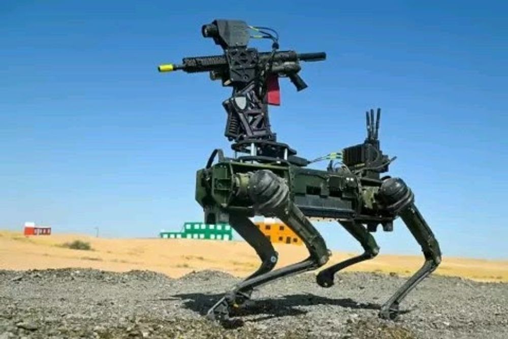 Militer AS Kembangkan Anjing Robot Q-UGV yang Mampu Lumpuhkan Drone