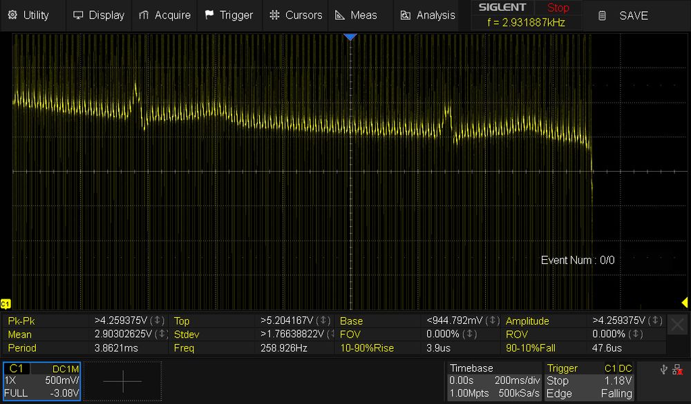 Oscilloscope screenshot with a small heartbeat signal. 