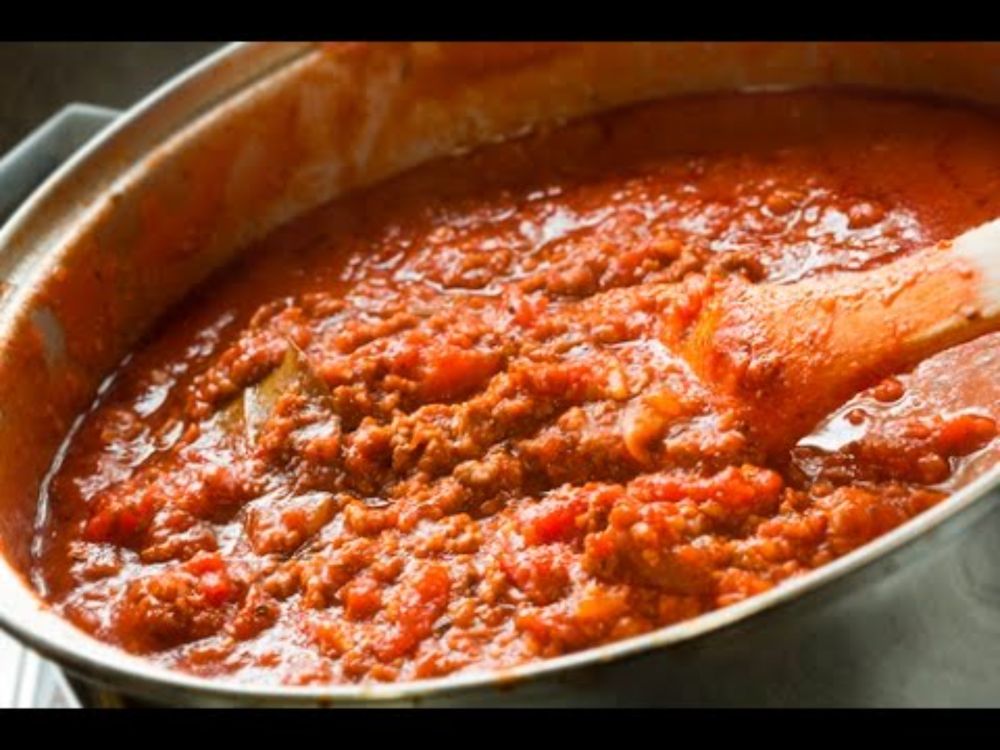 The GREATEST Spaghetti Meat Sauce EVER!!