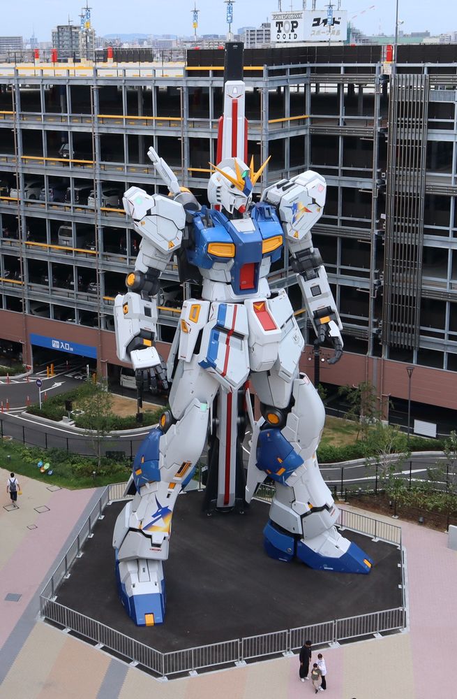 ららぽーとガンダム