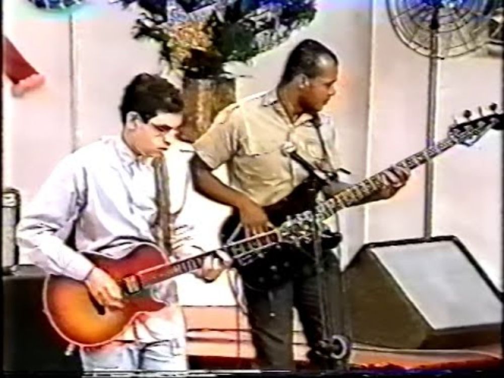 Legião Urbana ao vivo no programa 'Perdidos na Noite', em 1987