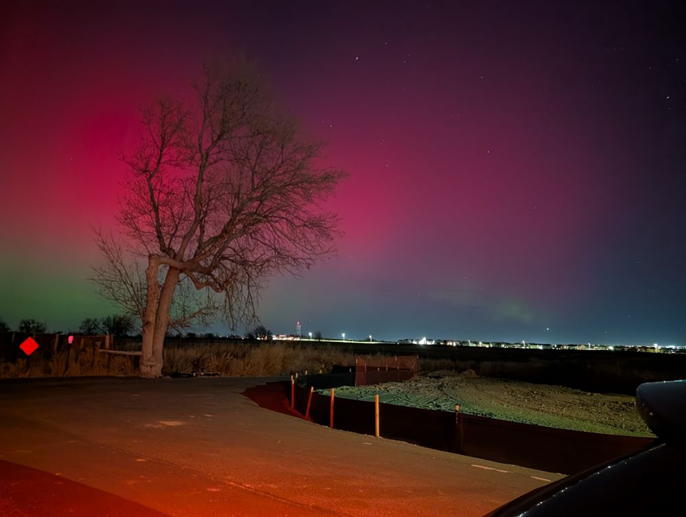 Northern lights as seen in Thornton/Brighton, CO.