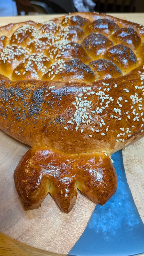 Another view of my pomegranate challah.