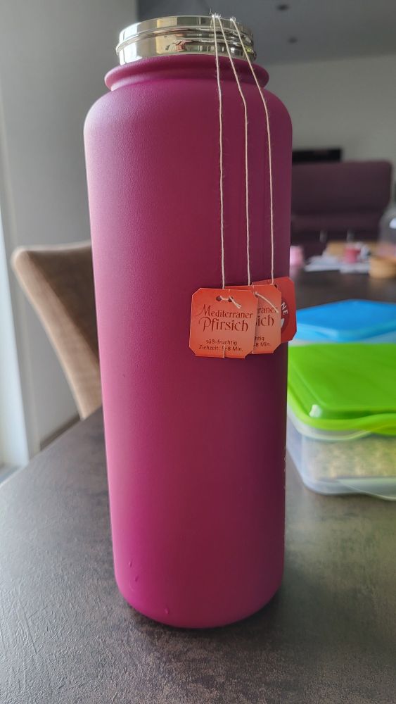 Große Flasche mit Teebeuteln "mediterraner Pfirsich"