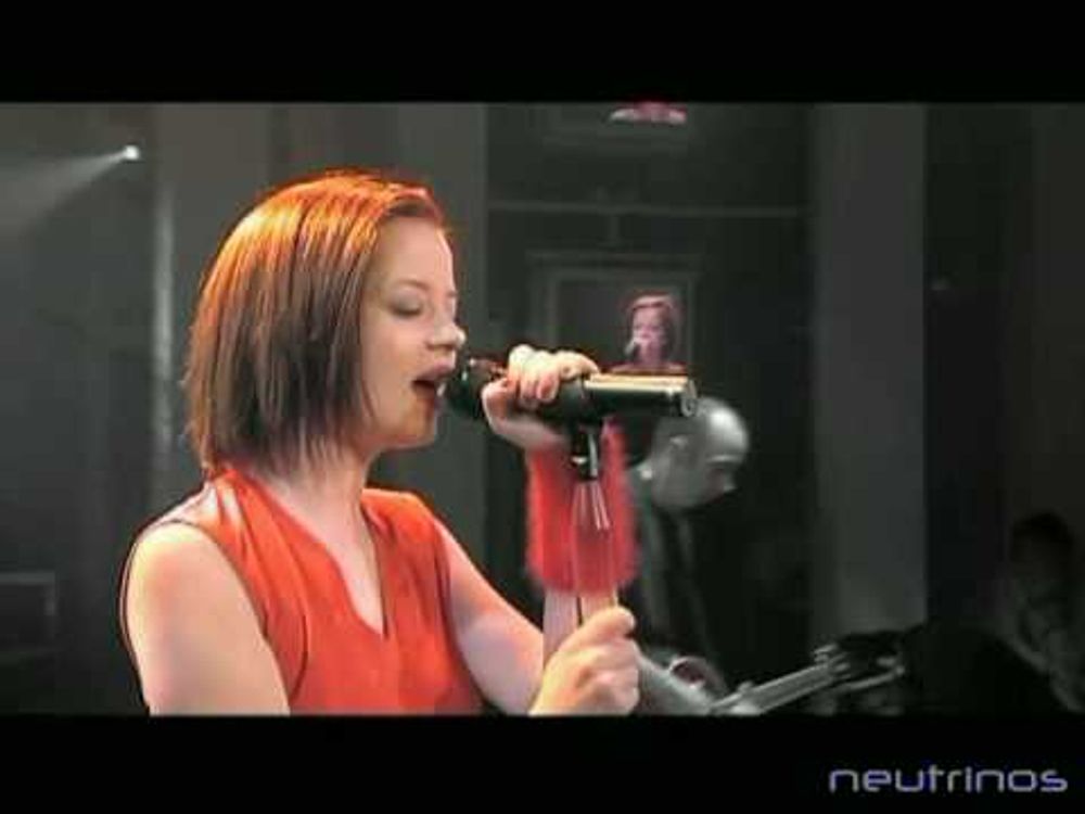 Garbage - Push It  Live NPA French TV