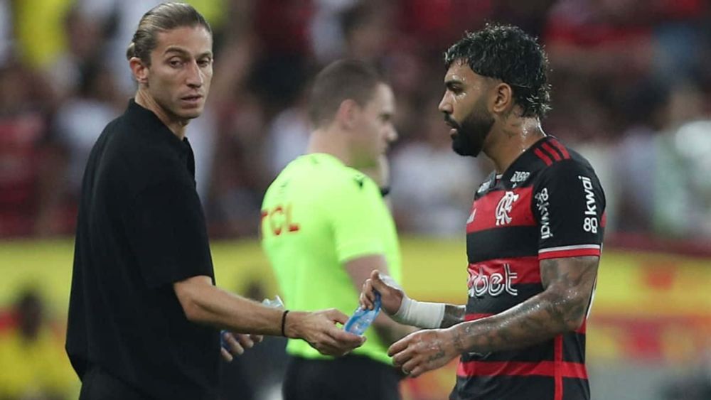 Gol de Gabigol anulado pelo VAR gera revolta na torcida do Flamengo