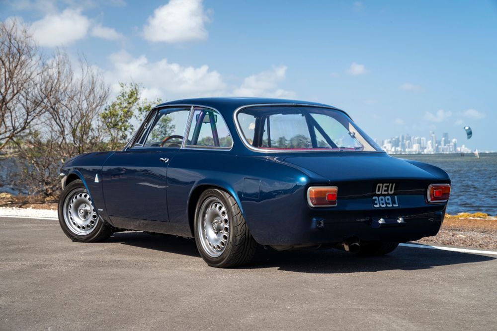 1971 Alfa Romeo GTA-R by Alfaholics