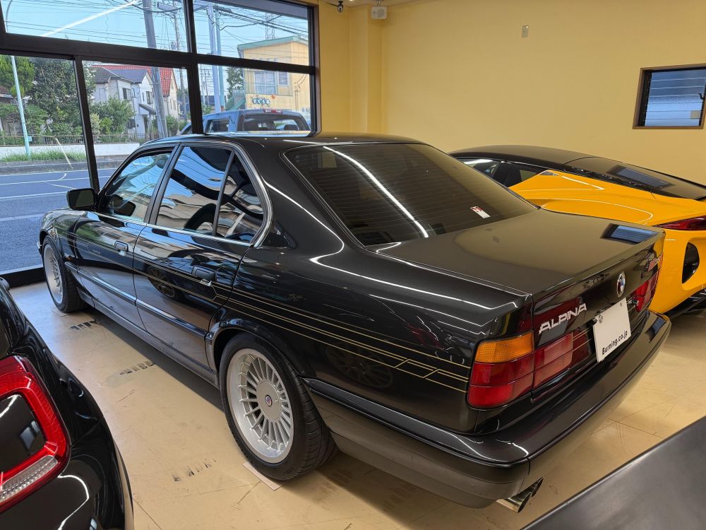 1988 Alpina B10