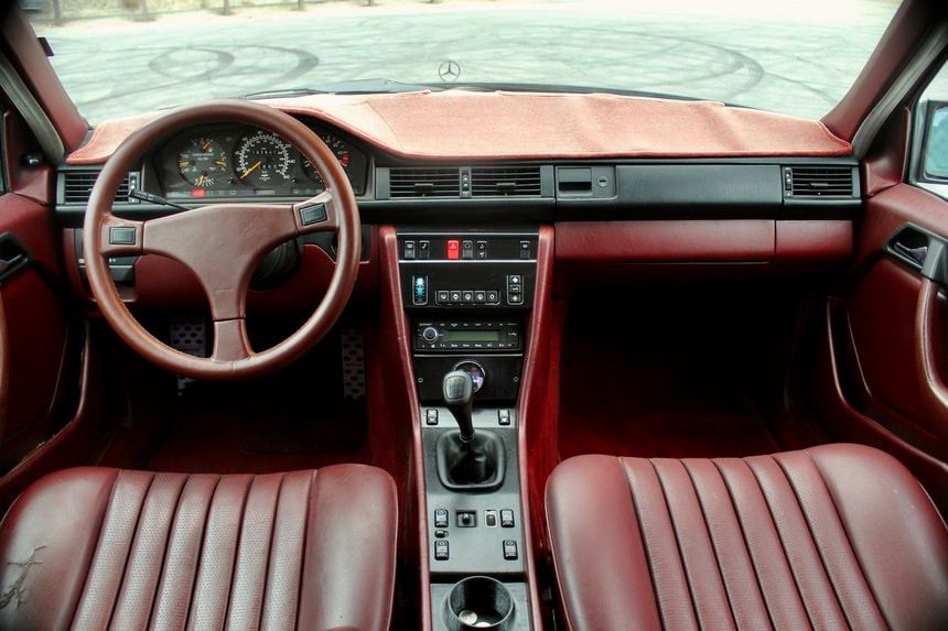 1986 Mercedes-Benz 300E Zender