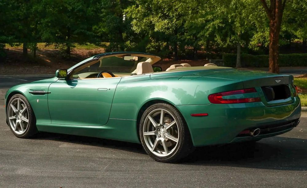 2006 Aston Martin DB9 Volante