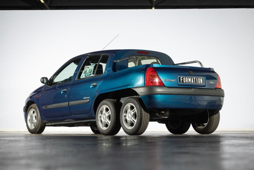 2001 Renault Clio II 6-wheel pick-up